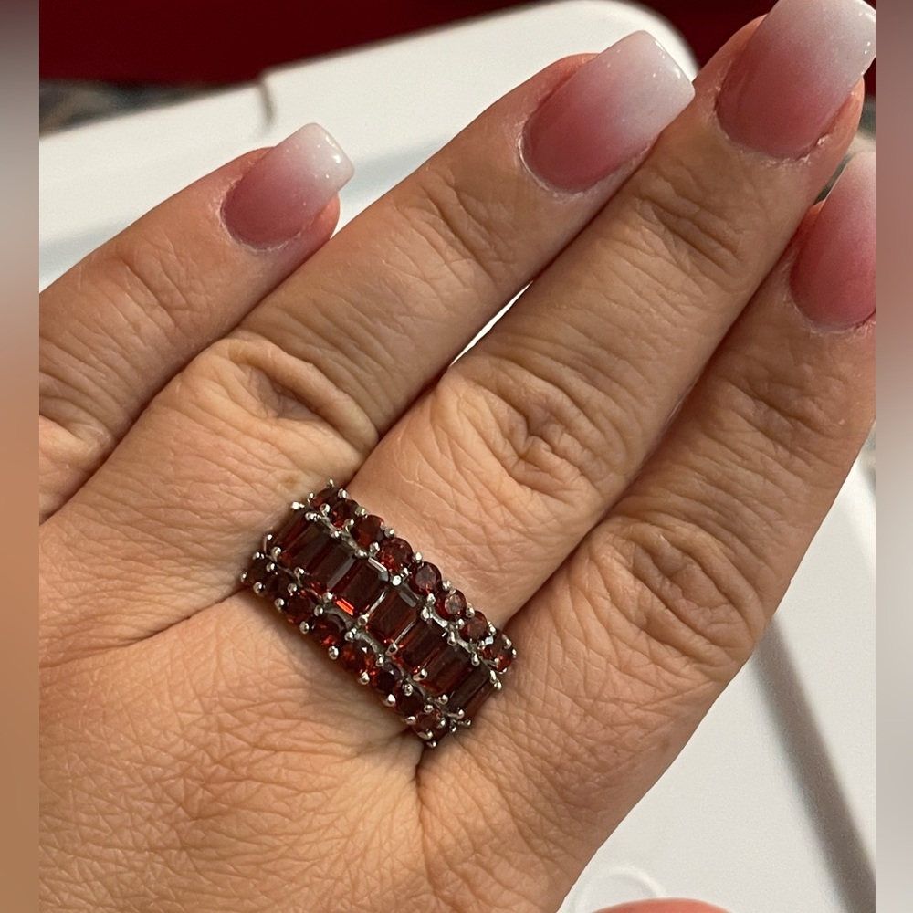 Garnet Colored Ring - image 5